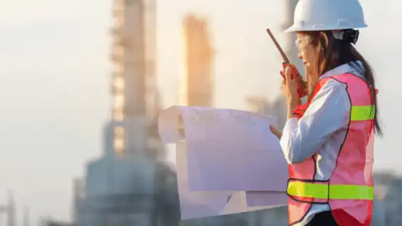 Strategi Monitoring Emisi pada Industri: Antara Metode Manual dan Otomatis